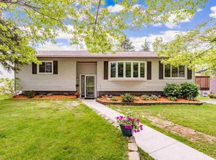 2152 Adirondack St, Duluth, MN 55811