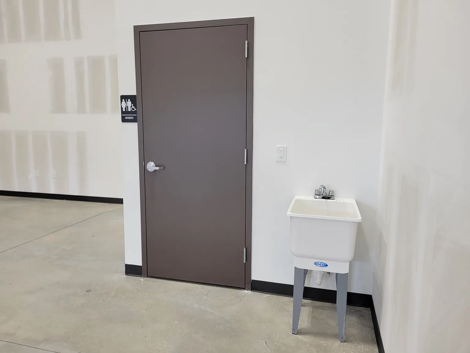 Warehouse - Flex Space - First Month Free — Photo 4
