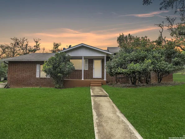 117 Ridgewood Dr, Fredericksburg, TX 78624