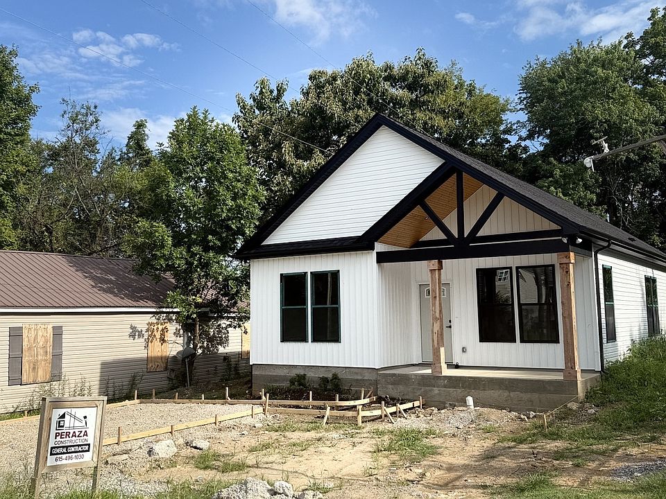 1st image of 203 15th Ave E