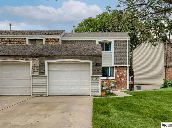 4332 Abbott Rd, Lincoln, NE 68516