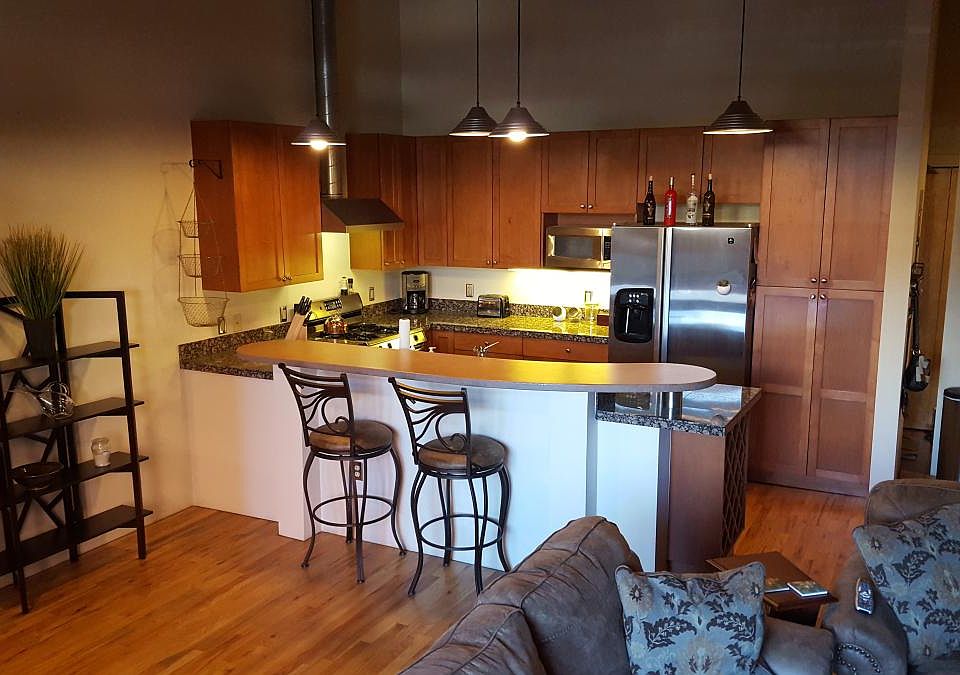 1st image of 1800 Lawrence St APT 102