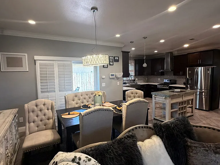 798 Century Ln — Photo 6