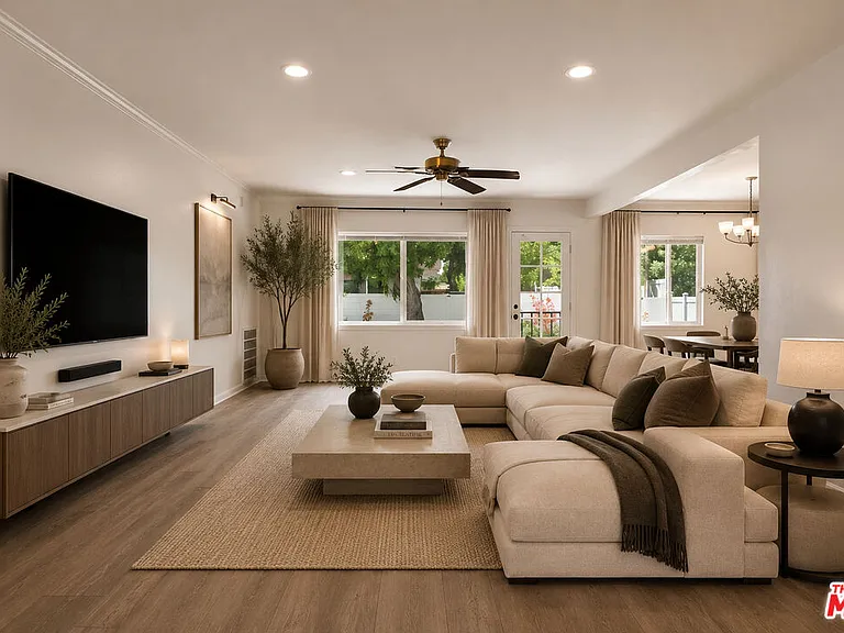6033 Fallbrook Ave — Photo 2
