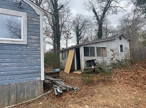 2nd image of 47 Indian Ave