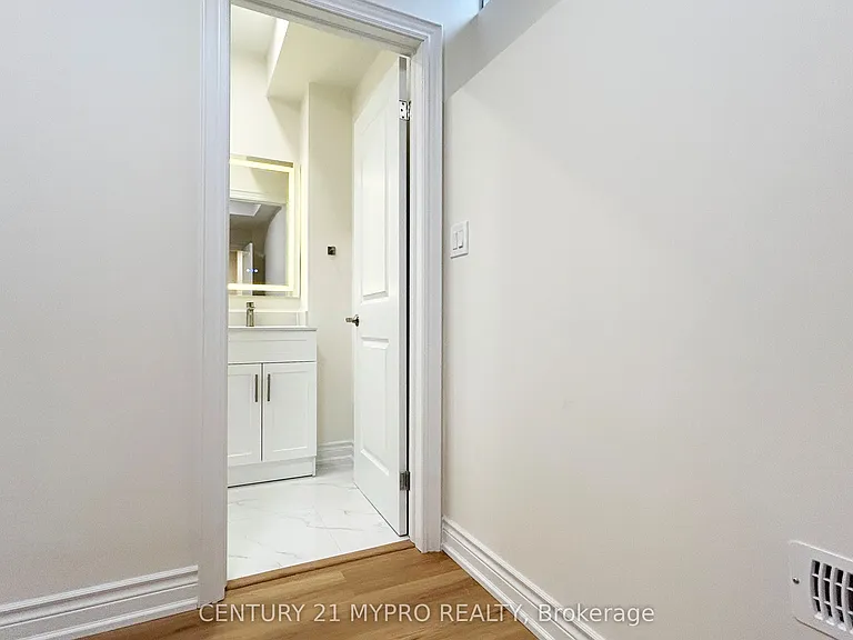 19 William Crawley Way — Photo 17