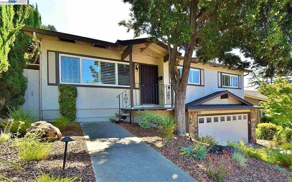 18816 Cameo Ct photo 1