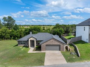 2123 Christine Dr, Granbury, TX 76048