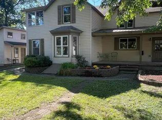 304 N 7th St, Saint Peter, MN 56082