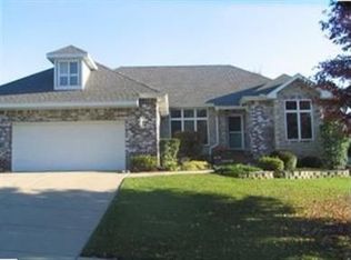 4866 E Bancroft Ct, Springfield, MO 65809