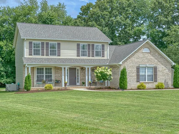 2980 Old Walton Cir, Cookeville, TN 38506