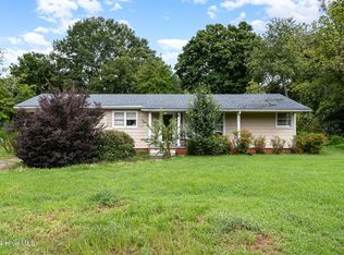 568 S Lincoln St, Coats, NC 27521