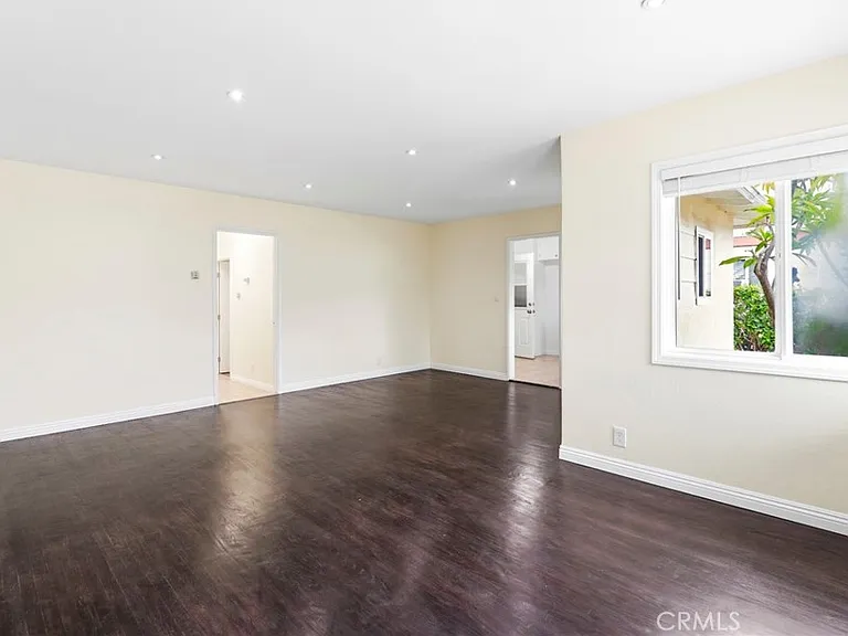 703 S Harbor Blvd — Photo 35