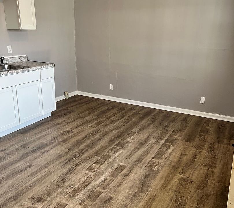 1st image of 1502 Schuyler Ave #3