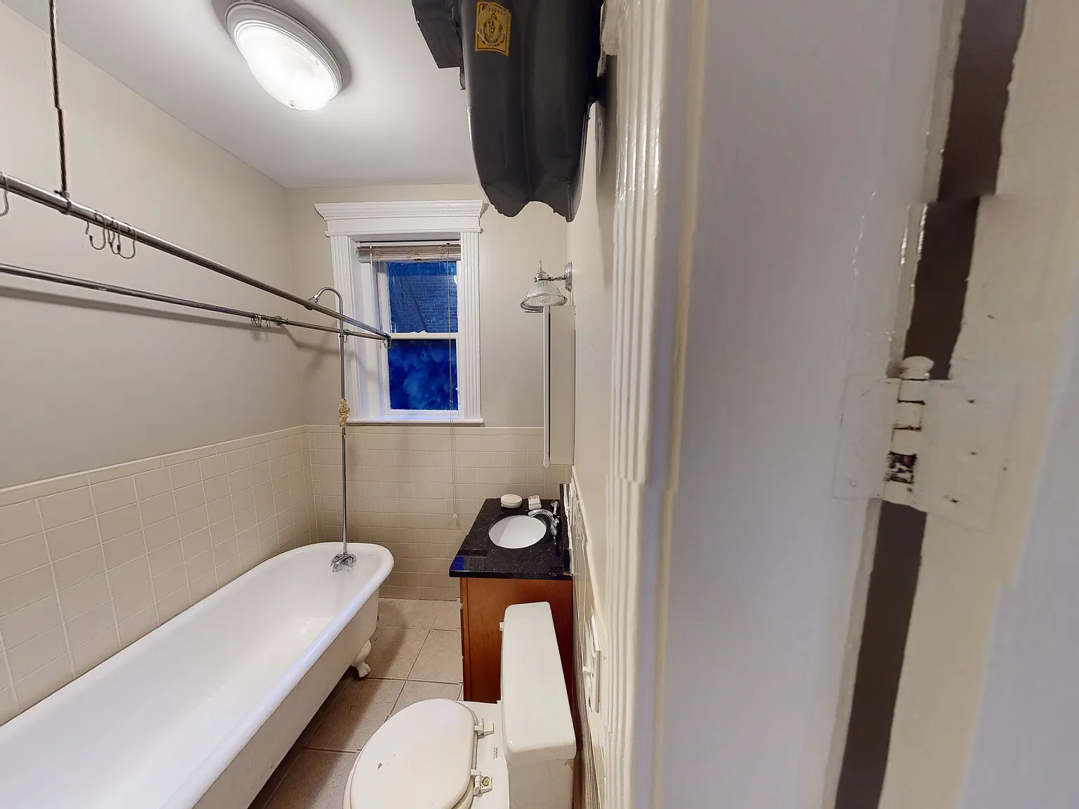 1 bed, 459 sqft, $3,025 — Photo 2