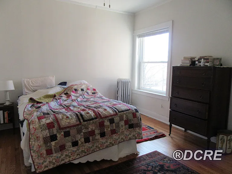 1370 W Greenleaf Ave #2S — Photo 7