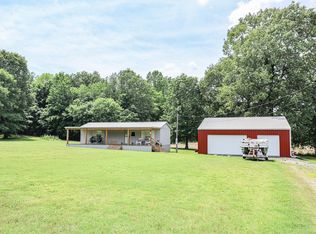 785 New Harmony Rd, Benton, KY 42025