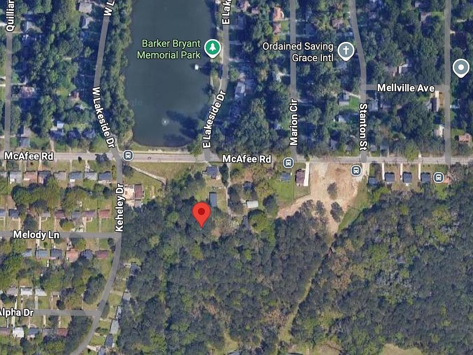 2nd image of 2037 Collier Cir W