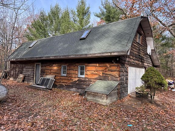 4th image of 2772 Skidmore Rd
