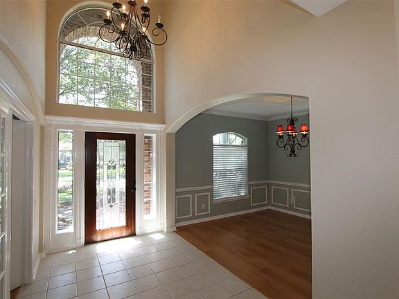 2nd image of 2348 Golden Shores Ln