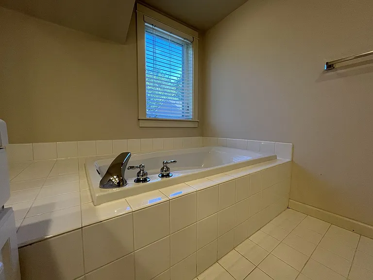 10272 NW Alder Grove Ln — Photo 25