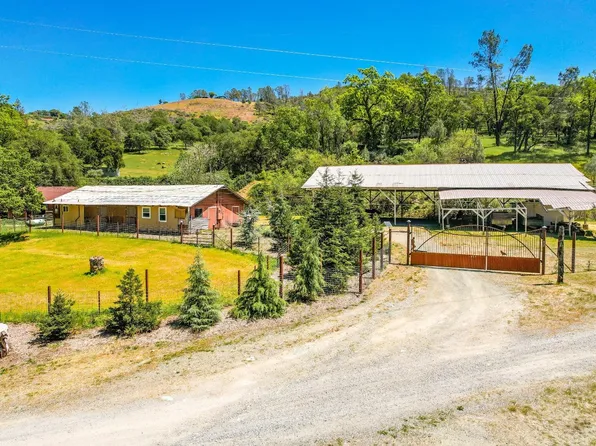 1025 Omega Ln, Pilot Hill, CA 95664