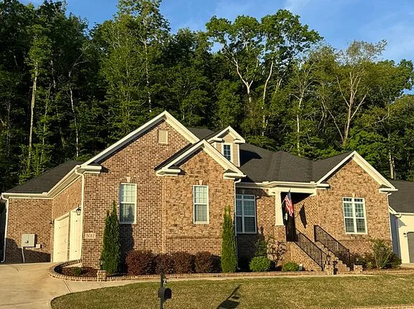 8012 Goose Ridge Dr SE, Owens Cross Roads, AL 35763
