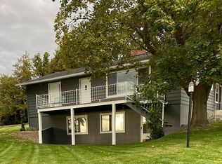 305 S 41st St, Yakima, WA 98901