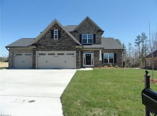 2826 Fallin Ct, High Point, NC 27262