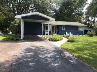 5635 Aubrey Ter, Downers Grove, IL 60516