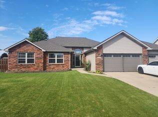 5706 Holmes Ave, Portage, IN 46368