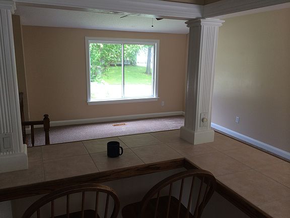 5th image of 400 Mallard Dr