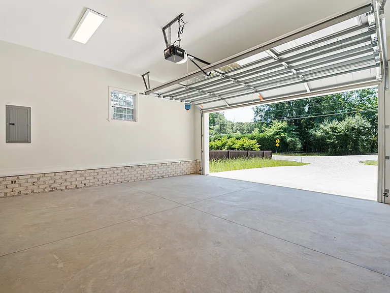 3505 Skycrest Dr — Photo 18