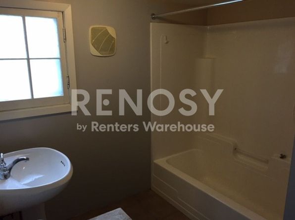 305 1st Ave S APT 1