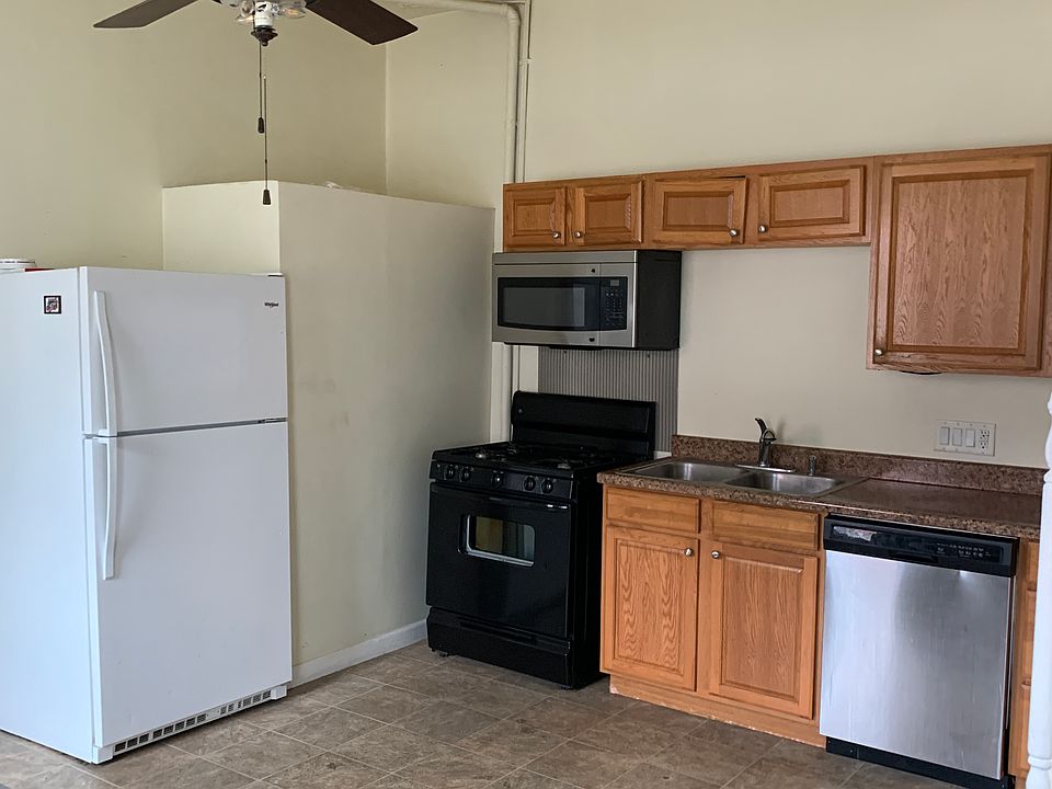 1st image of 2714 Jefferson Ave APT 1