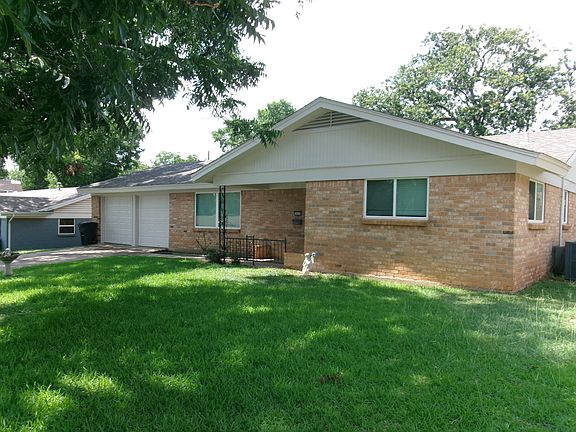 2nd image of 1610 Toplea Dr #B