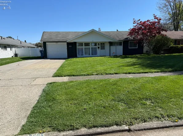 3805 N Hogan Dr, Lorain, OH 44053
