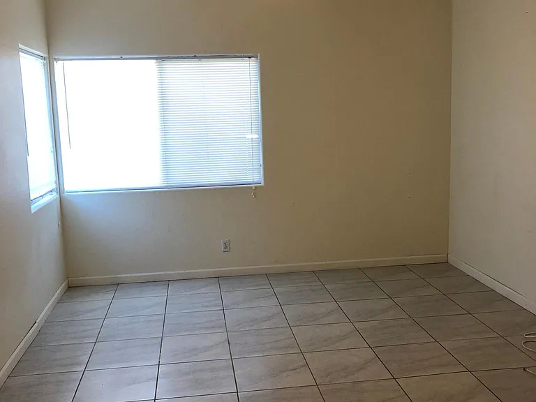 Cactus Dr — Photo 8