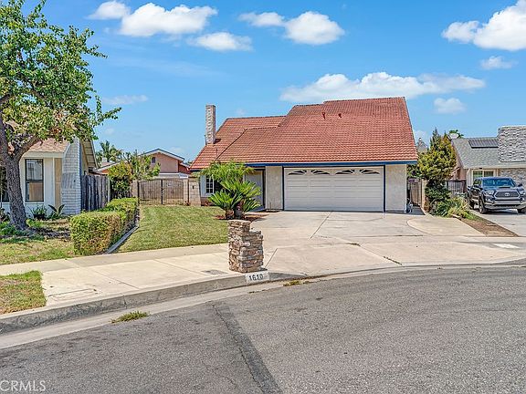 2nd image of 1610 S Joane Way