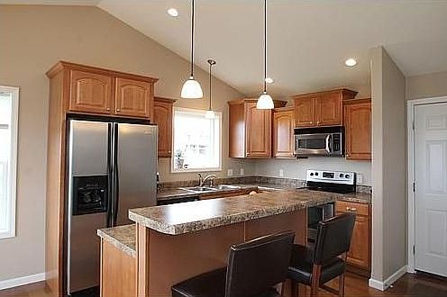 4th image of 270 Cambridge Way