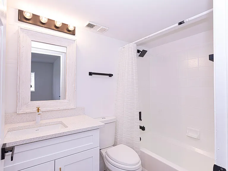 1139 Lake Terry Dr #A — Photo 9