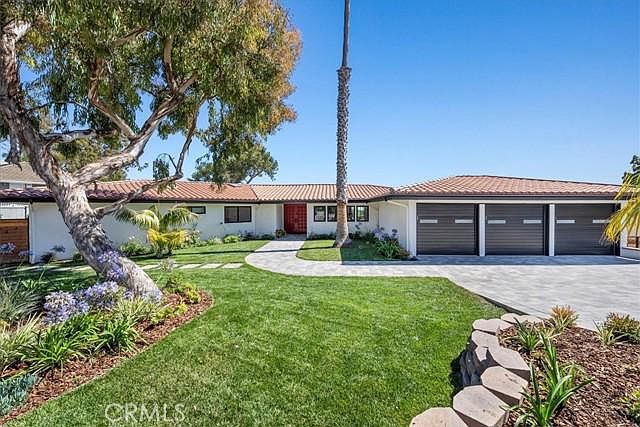 1st image of 30081 Avenida Elegante