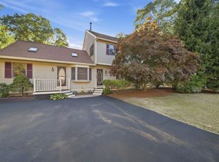 1289 Whipple Rd, Tewksbury, MA 01876