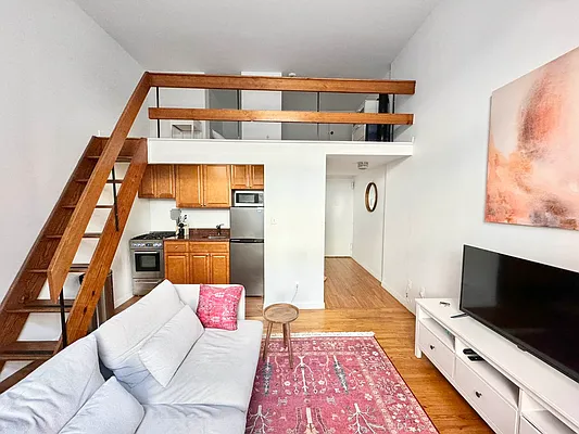 Rented by J PRESTON AND ASSOCIATES INC | media 2