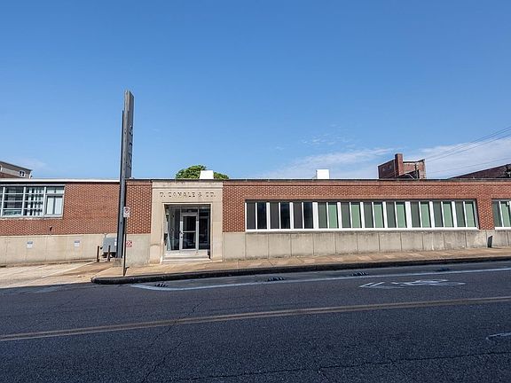 3rd image of 415 S Front St APT 105
