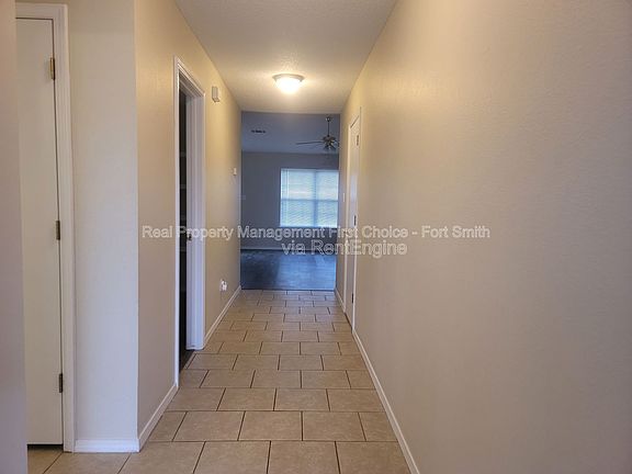 2nd image of 3802 Owen St