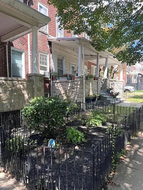 Building Photo - 2216 Whittier Ave #1