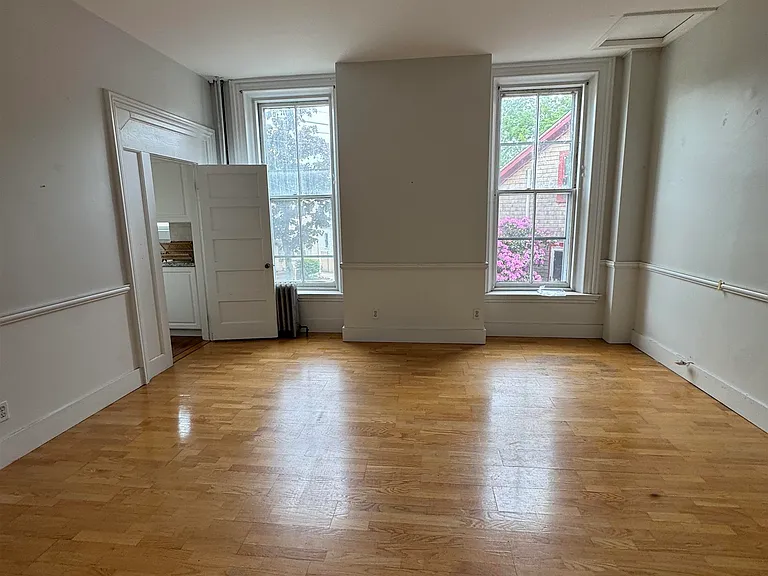 241 Middle St #1 — Photo 11