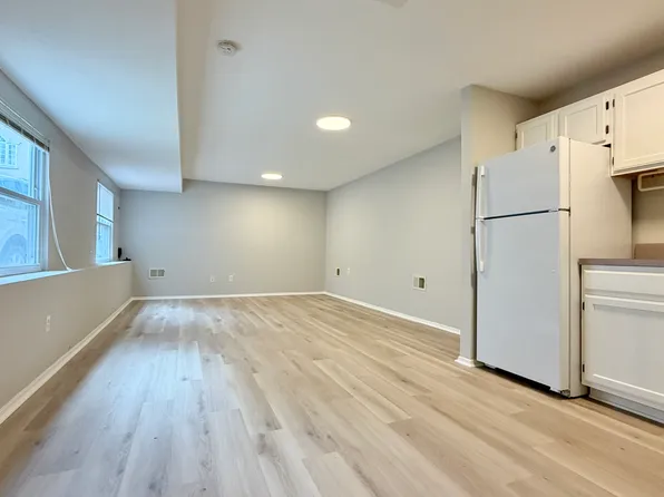 136 Erika Loop, Staten Island, NY