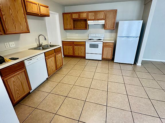 3rd image of 13143 Independence Ave